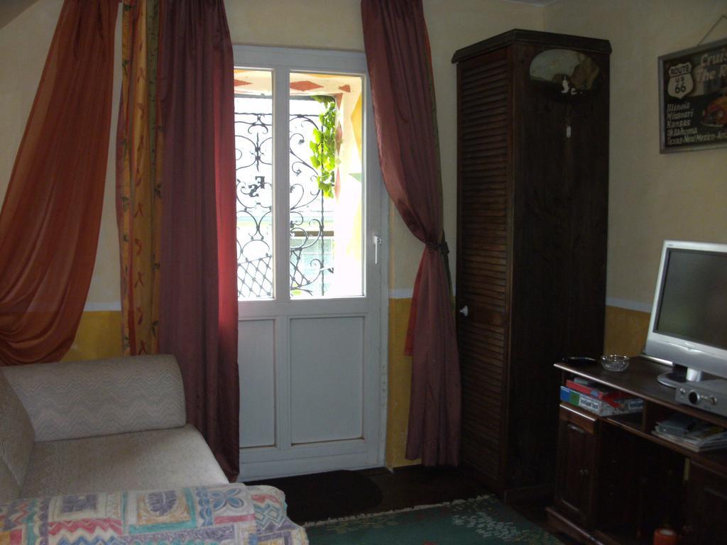 Hotel Haus Klara Mannebach  Pokoj fotografie