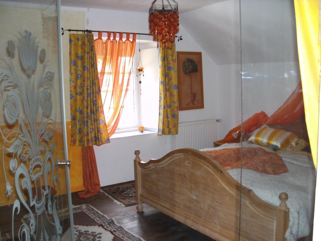 Hotel Haus Klara Mannebach  Pokoj fotografie