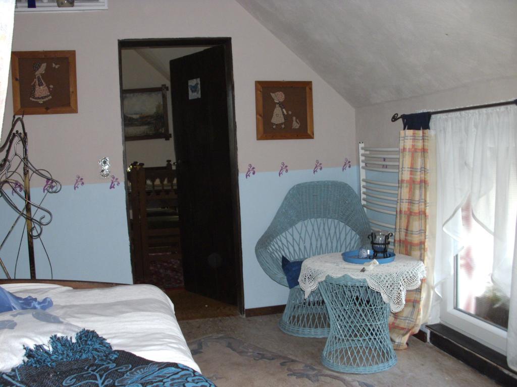 Hotel Haus Klara Mannebach  Pokoj fotografie